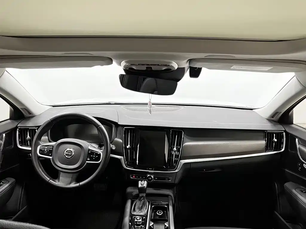 Volvo V90 — миниатюра 8
