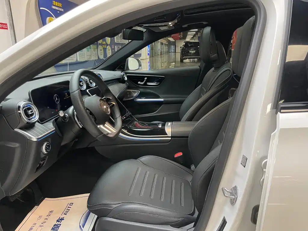 Mercedes-Benz C-Class — миниатюра 8