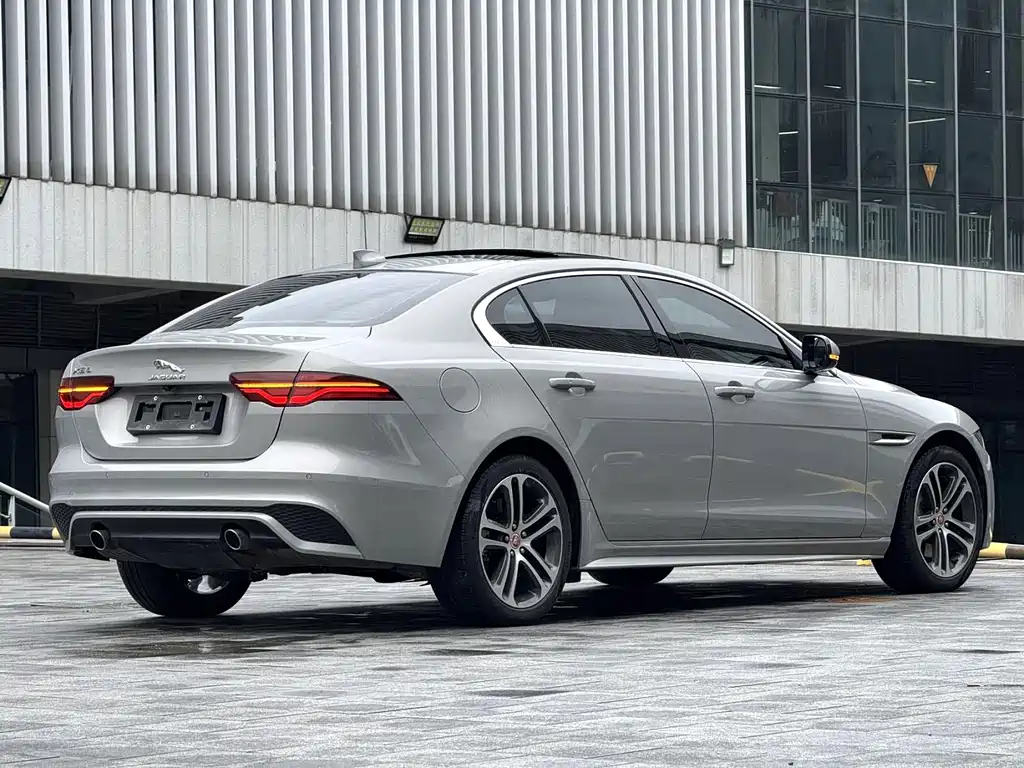 Jaguar XEL — миниатюра 9