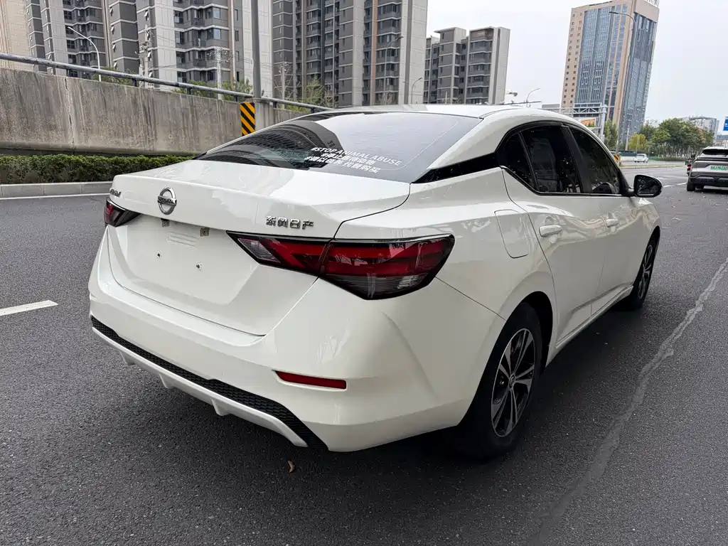 Nissan Sylphy — миниатюра 4