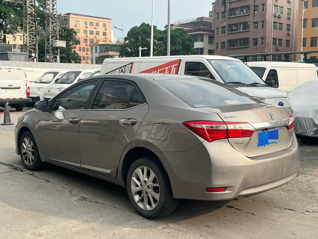 Toyota Corolla — миниатюра 4