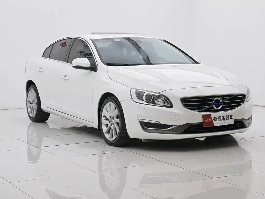 Volvo S60 — миниатюра 3