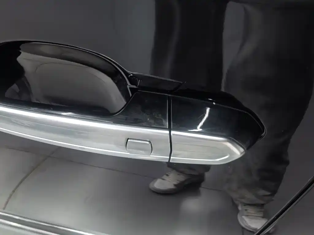 Cadillac XTS — миниатюра 10
