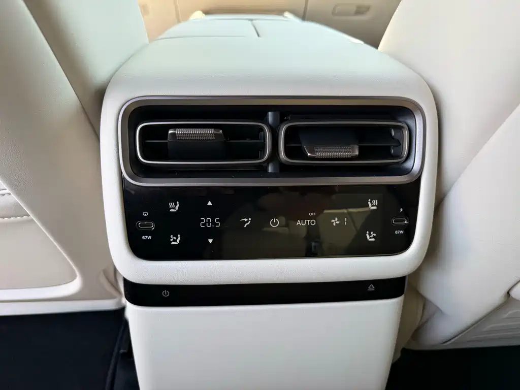 Li Auto Li i6 — миниатюра 9