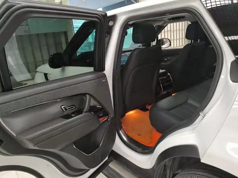 Land Rover Sport — миниатюра 4