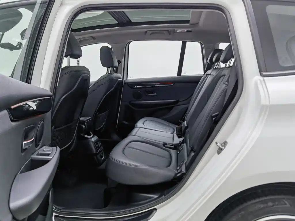 BMW 2 Series Gran Tourer — миниатюра 15