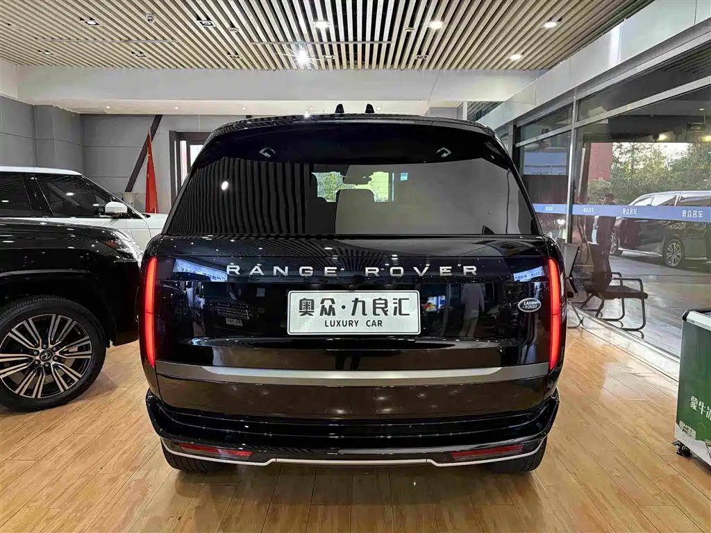 Land Rover Range Rover — миниатюра 18
