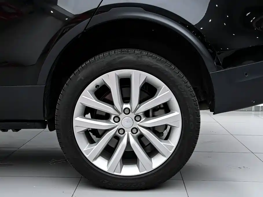 Land Rover Discovery — миниатюра 36