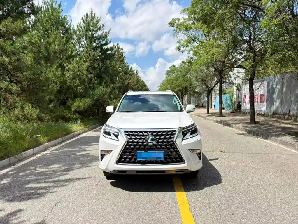 Lexus GX — миниатюра 2