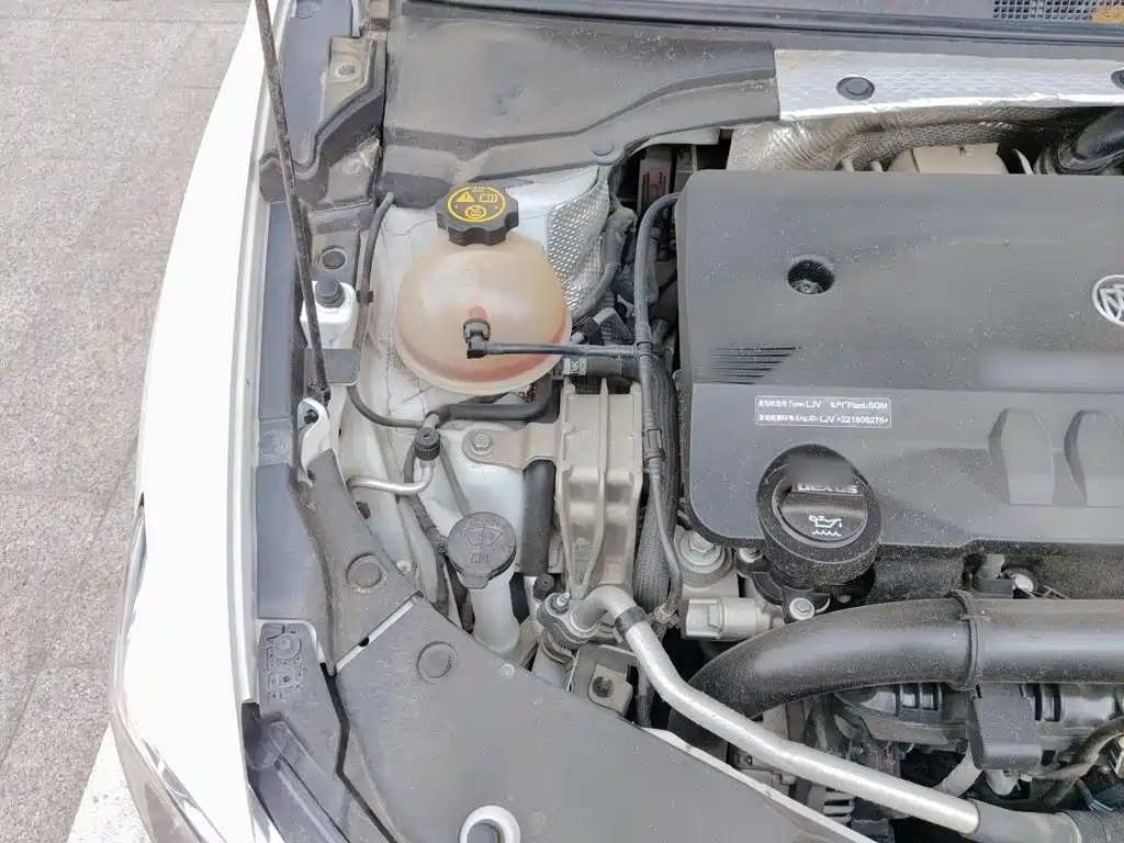 Buick Verano — миниатюра 19