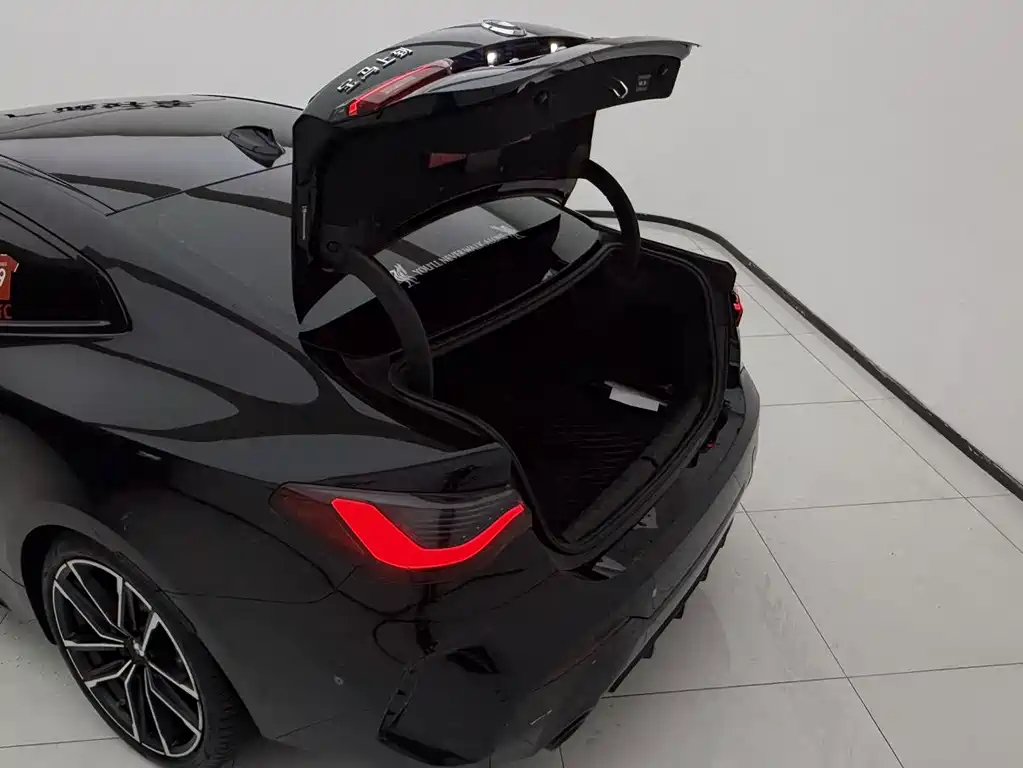 BMW 4 Series — миниатюра 14