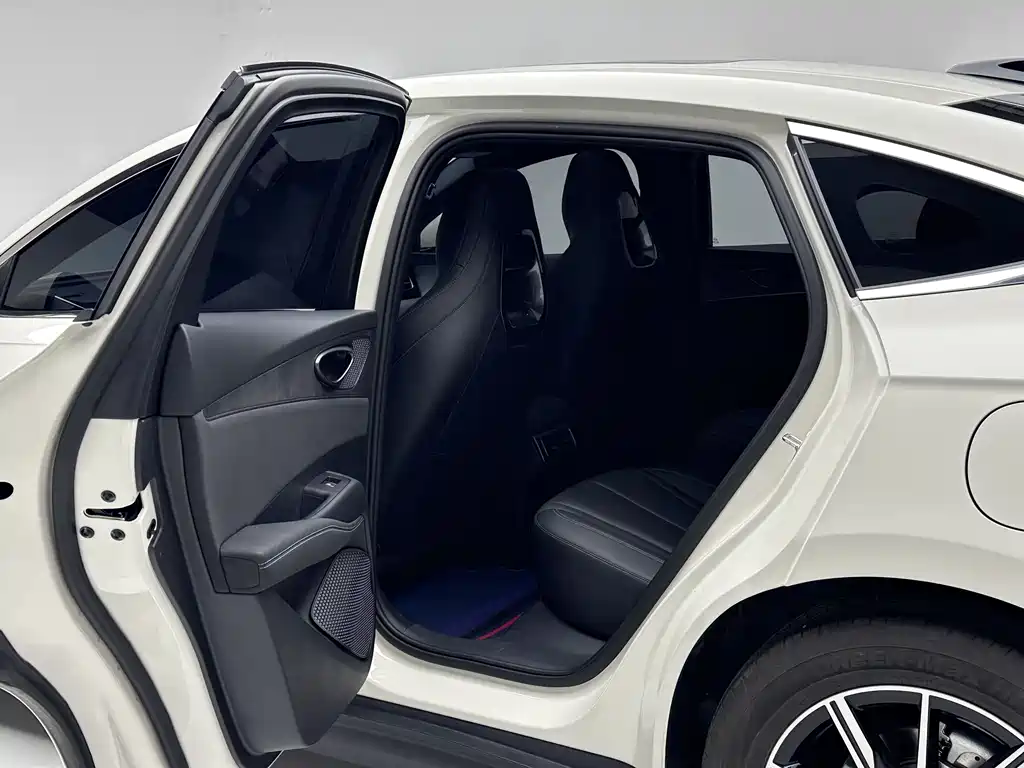 BYD SEAL 06 NEW ENERGY