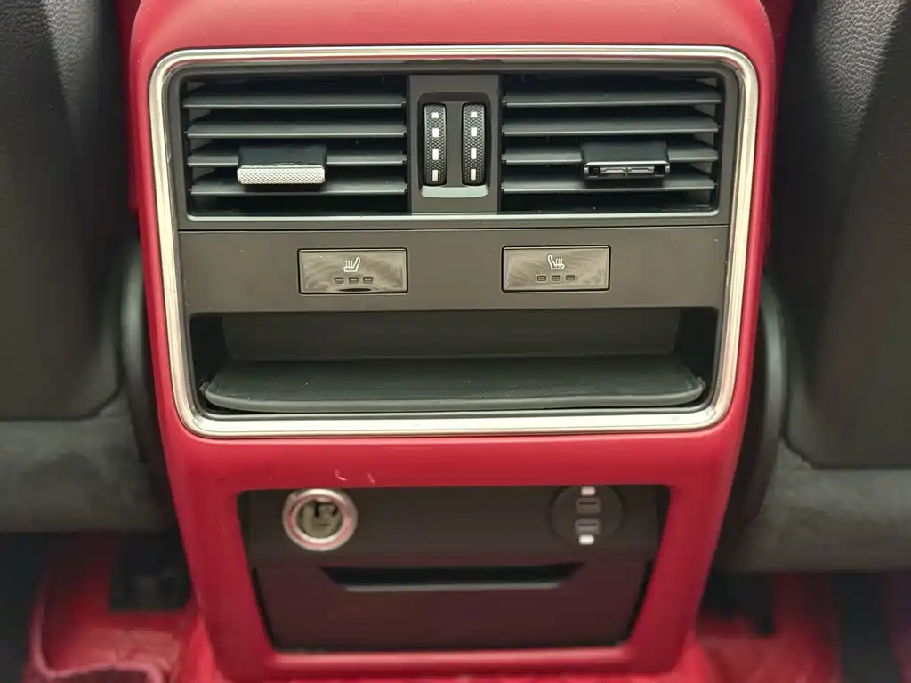 Porsche Cayenne — миниатюра 17