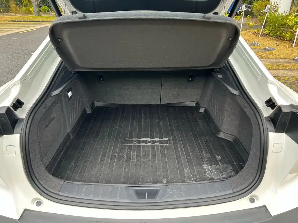 Changan Deepal DARK BLUE SL03