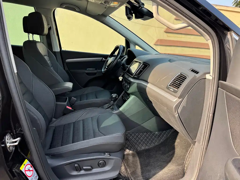 Volkswagen Sharan — миниатюра 21