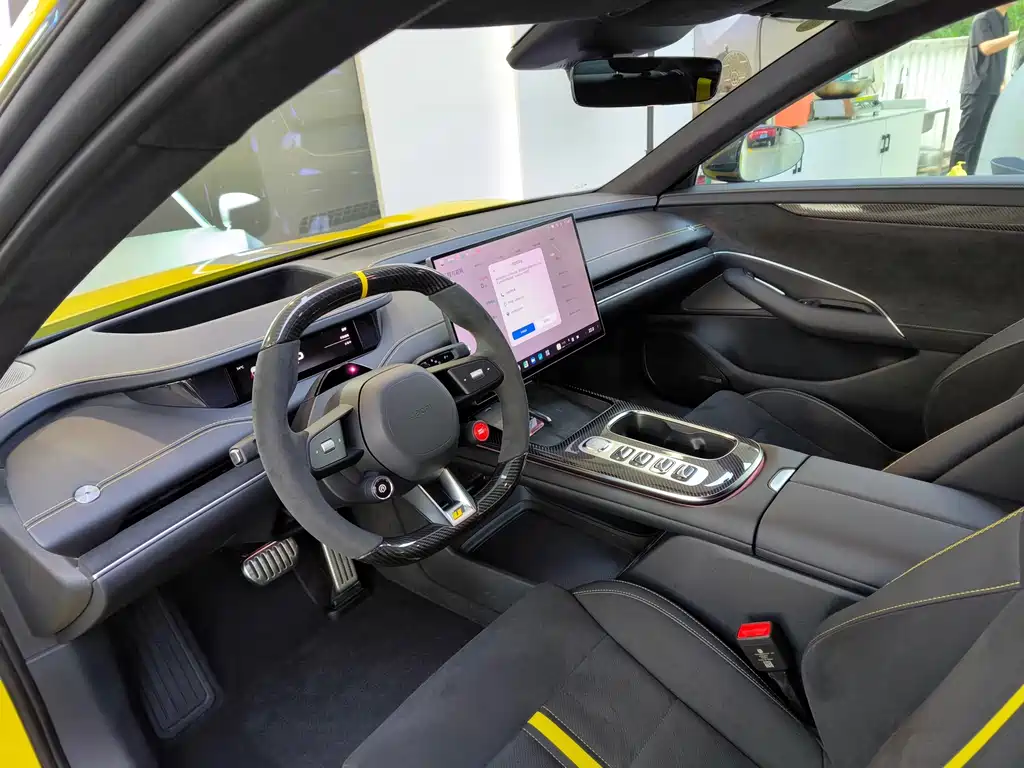 XIAOMI CAR XIAOMI SU7 ULTRA