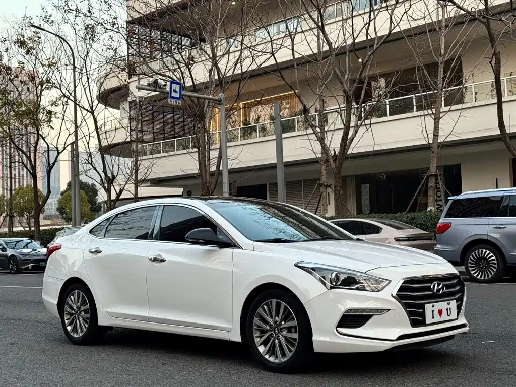 HYUNDAI NAME PICTURE