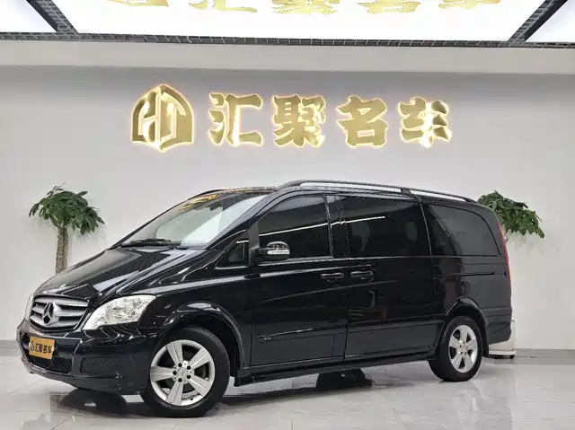 Mercedes-Benz Viano