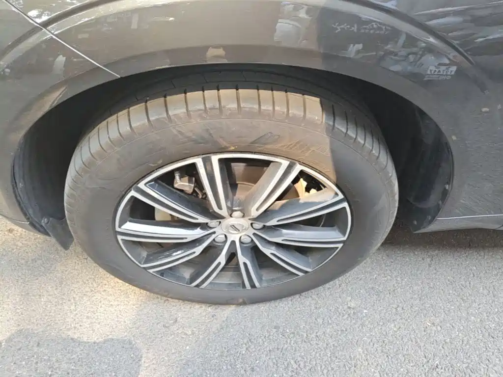Volvo XC60 — миниатюра 23