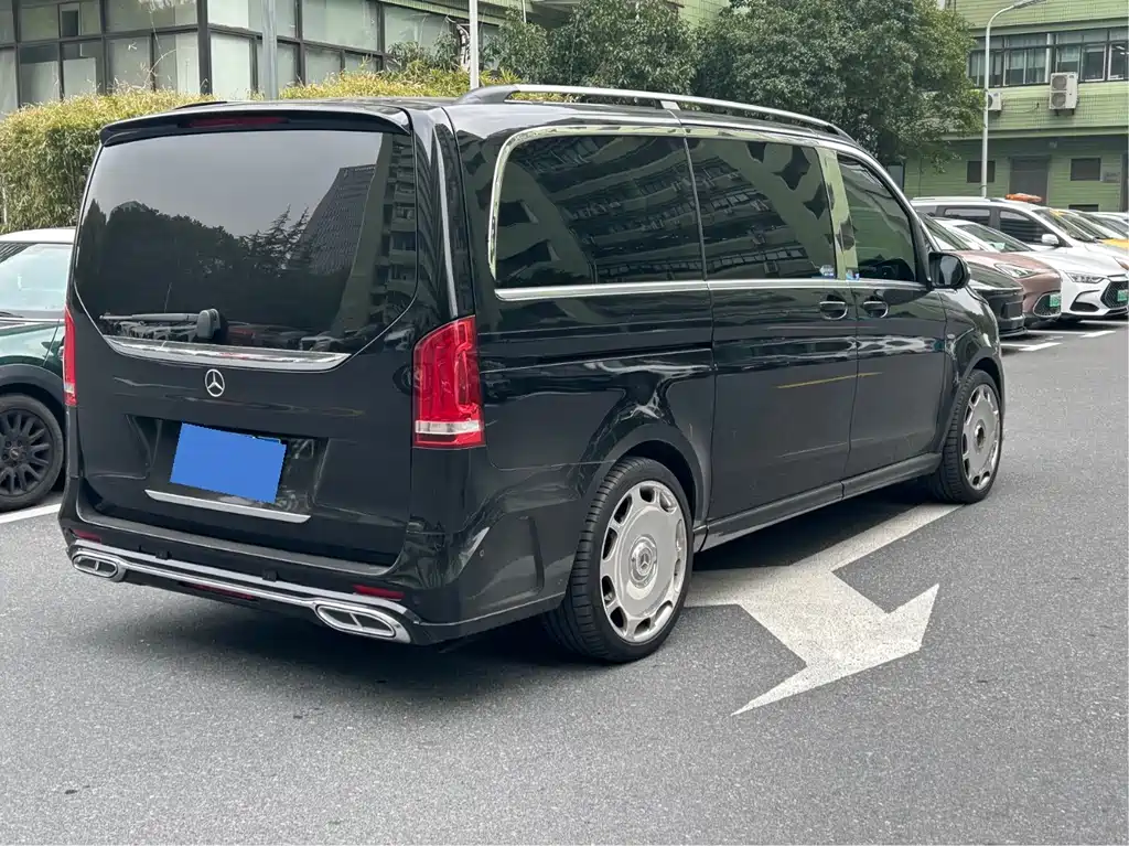 Mercedes-Benz V-Class V 2018 V 260 Luxury VI
