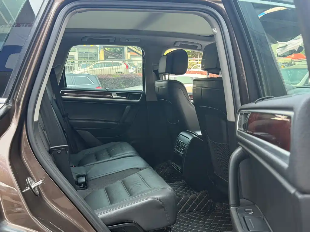 Volkswagen Touareg 2011 3.0TDI Comfort