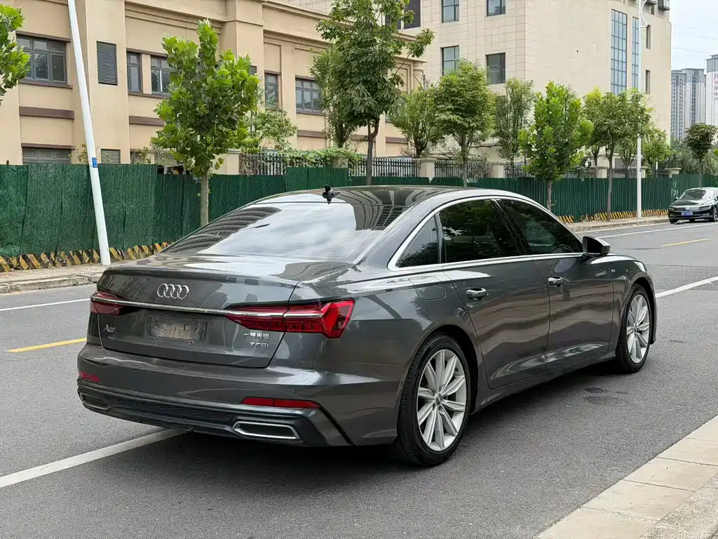 Audi A6L — миниатюра 7