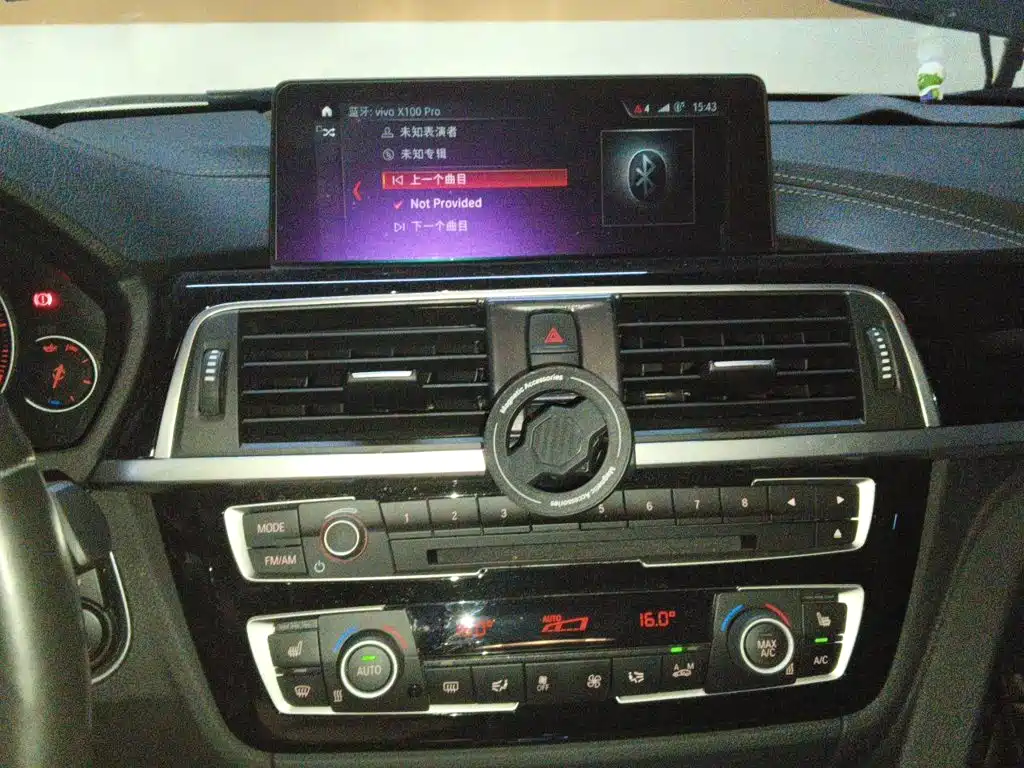 BMW 3 Series — миниатюра 10