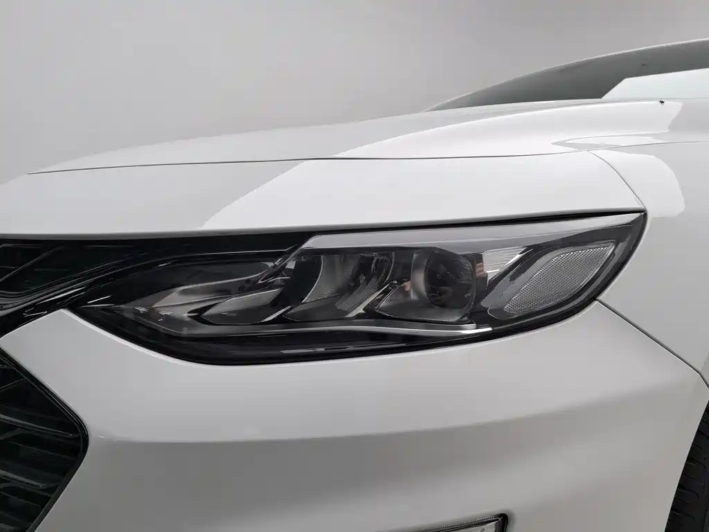 Chevrolet Malibu XL — миниатюра 7