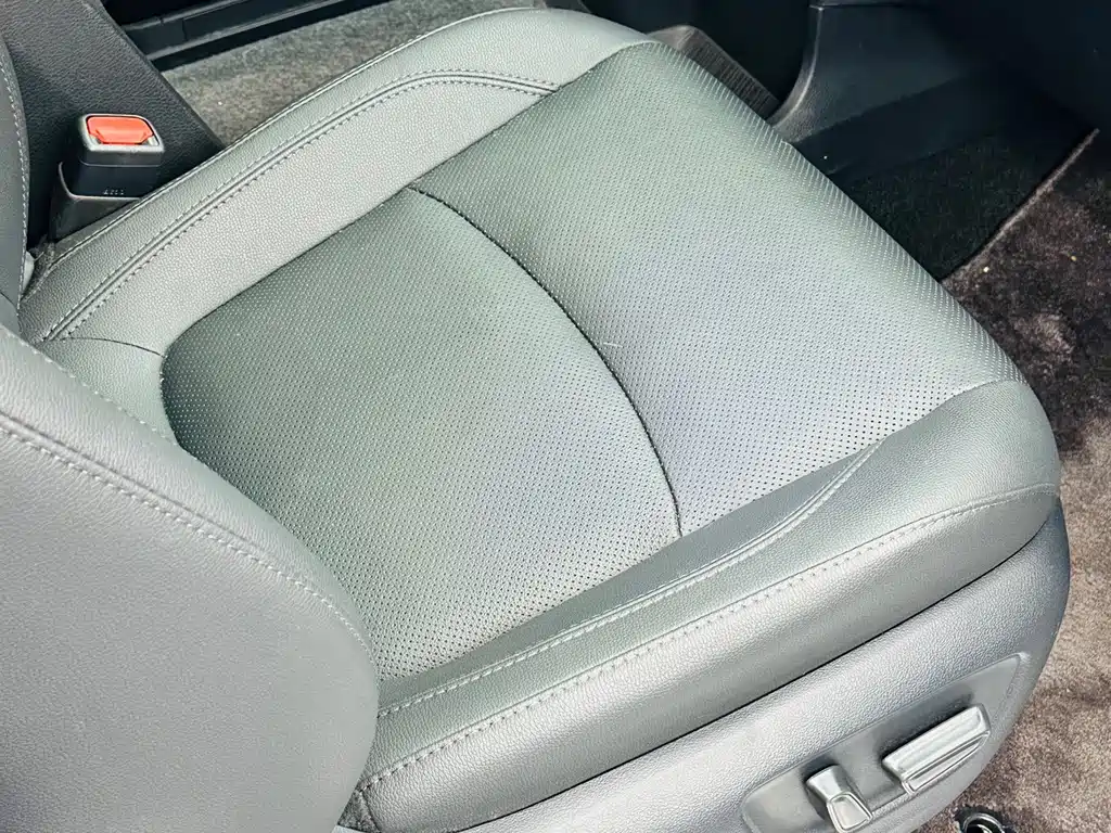 Toyota Sienna — миниатюра 26