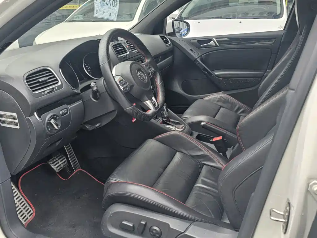 Volkswagen Golf GTI — миниатюра 5