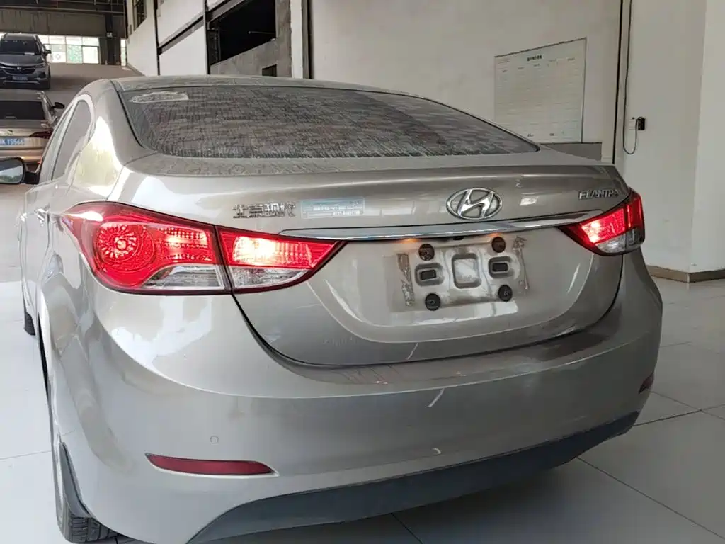 Hyundai Elantra Langdong — миниатюра 6