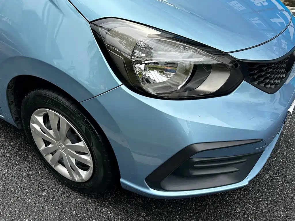Honda Fit — миниатюра 4