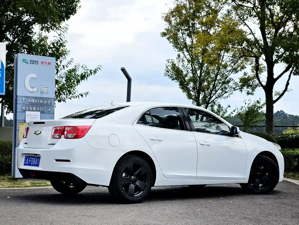Chevrolet Malibu — миниатюра 15