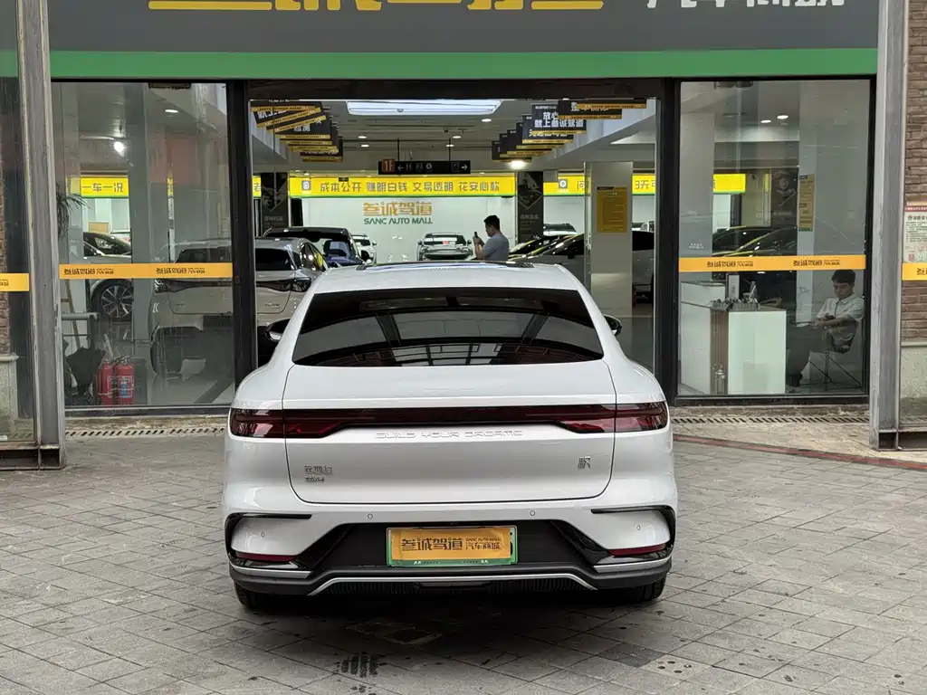 BYD Han — миниатюра 5