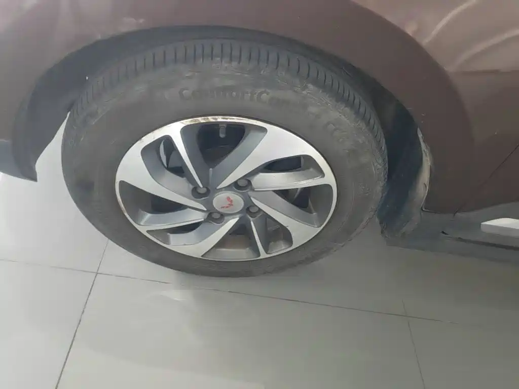 Wuling Hongguang — миниатюра 23
