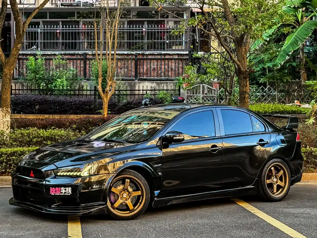 Mitsubishi Lancer EX 1.8L Manual Charm Shadow Edition, фото 2