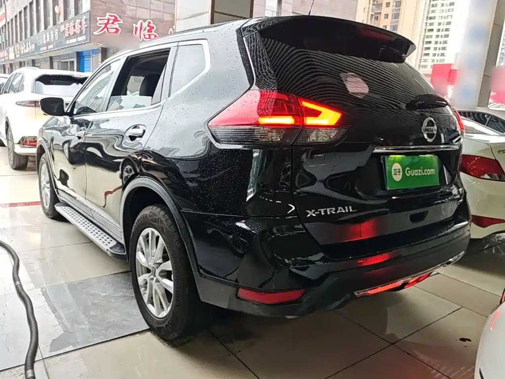 Nissan X-Trail — миниатюра 5