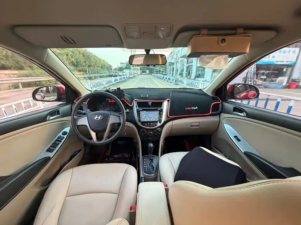 Hyundai Verna — миниатюра 9