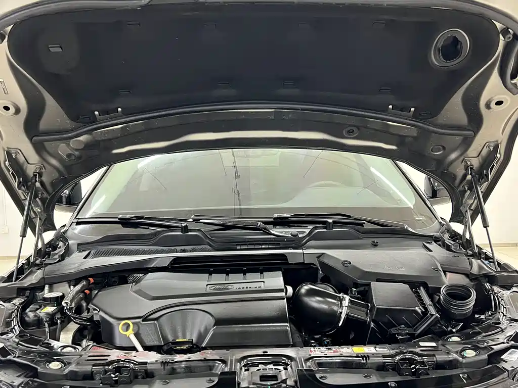 Land Rover Evoque — миниатюра 17