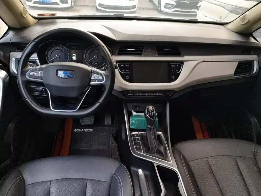 Geely Vision X3 — миниатюра 12