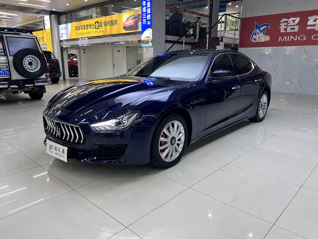MASERATI GHIBLI