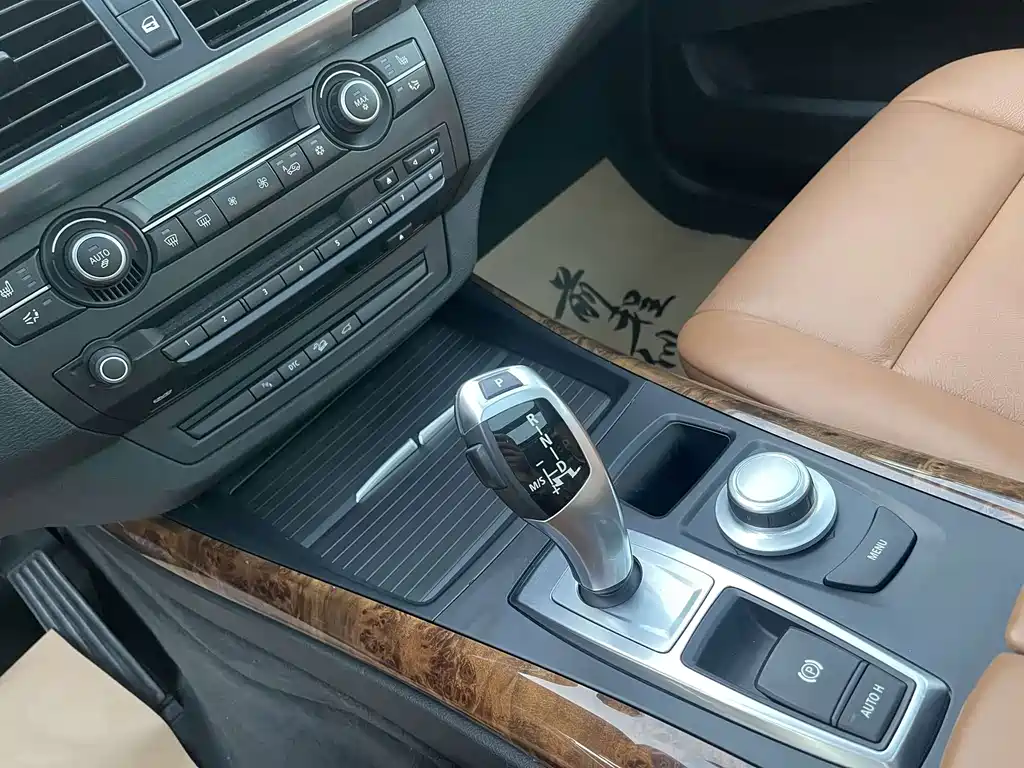 BMW X5 (Import) — миниатюра 11