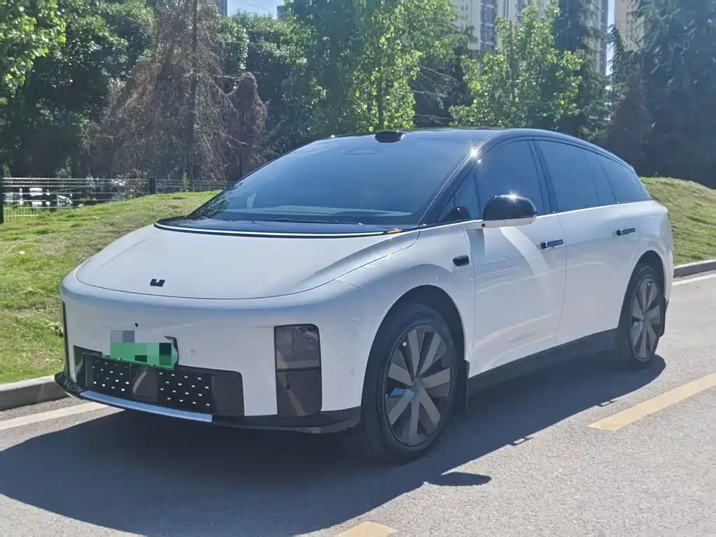 Li Auto 理想i6 2025