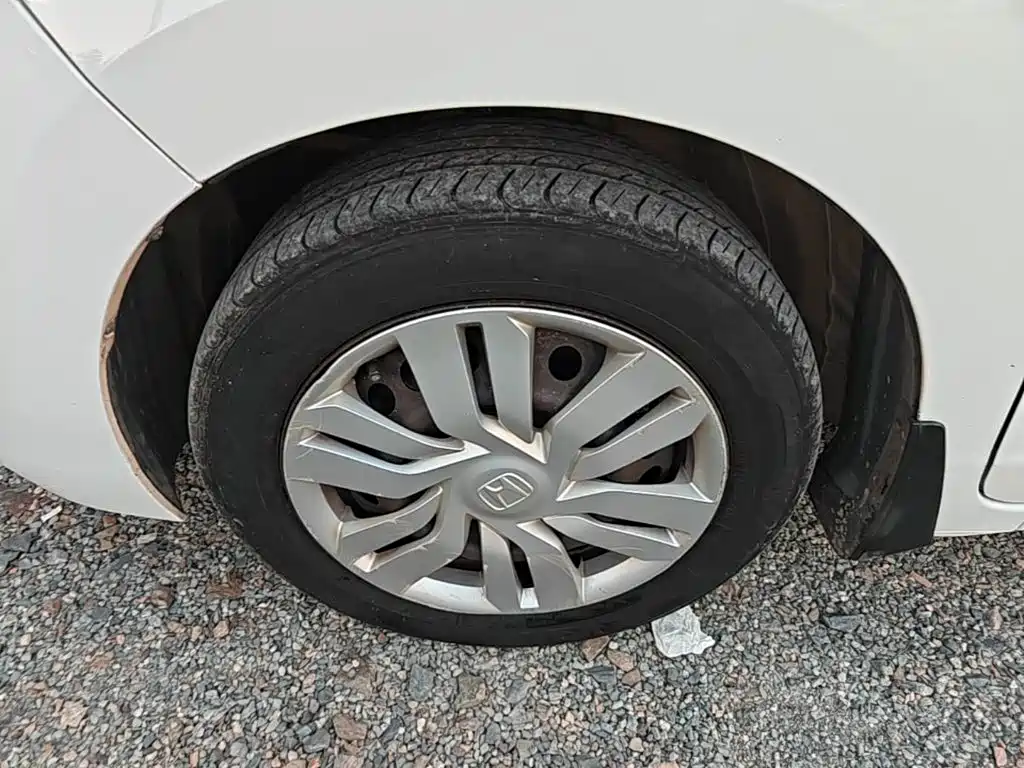 Honda Fit — миниатюра 23
