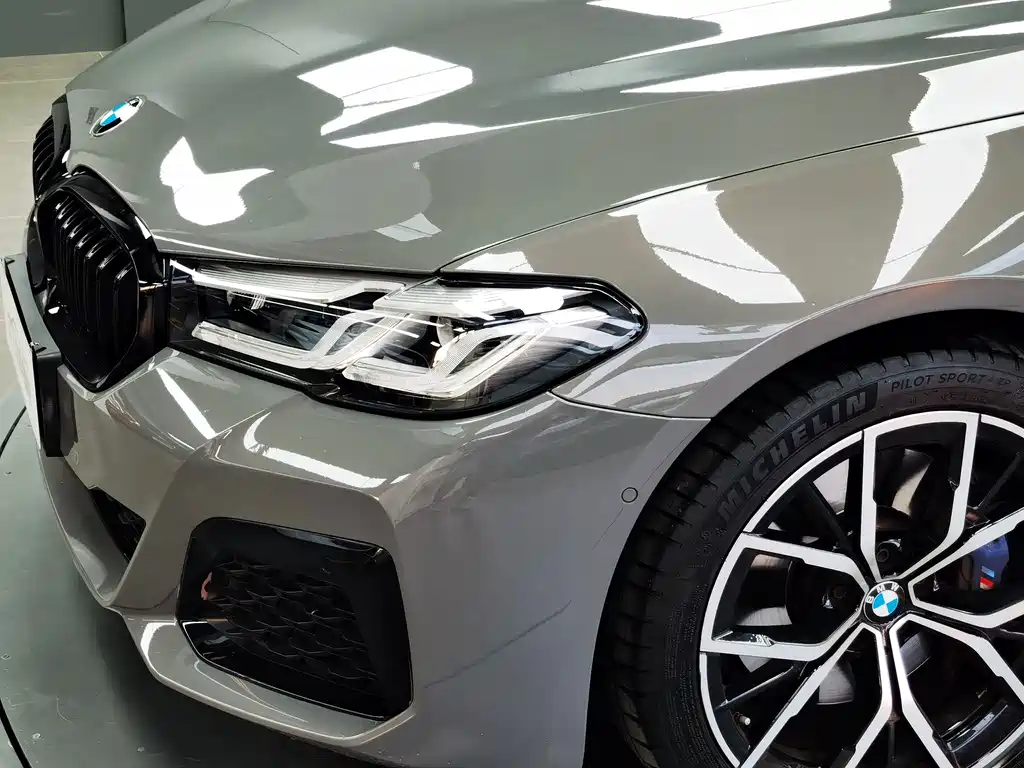 BMW 5 Series (Import) — миниатюра 6