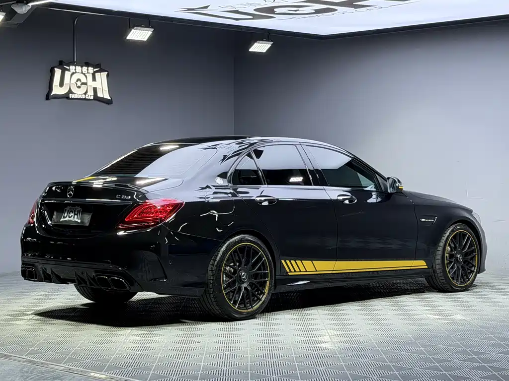 MERCEDES-BENZ C CLASS AMG