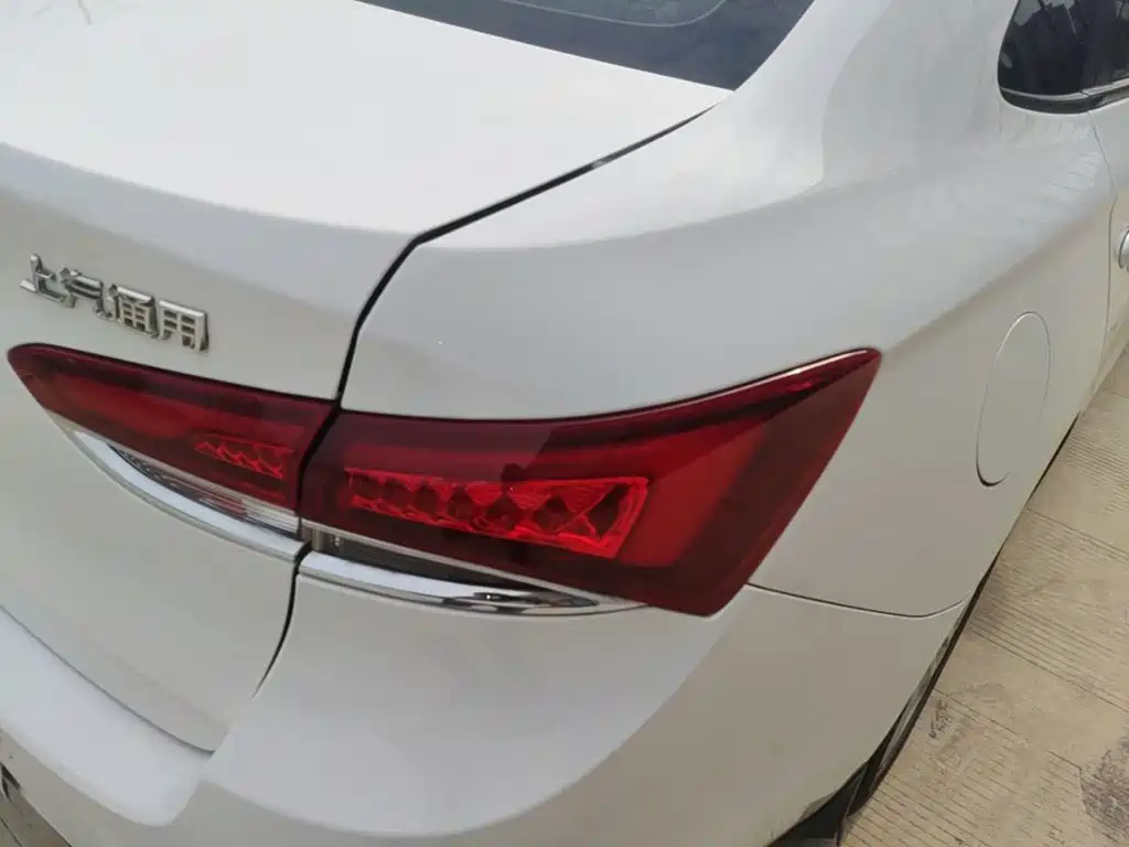 Buick Excelle — миниатюра 8