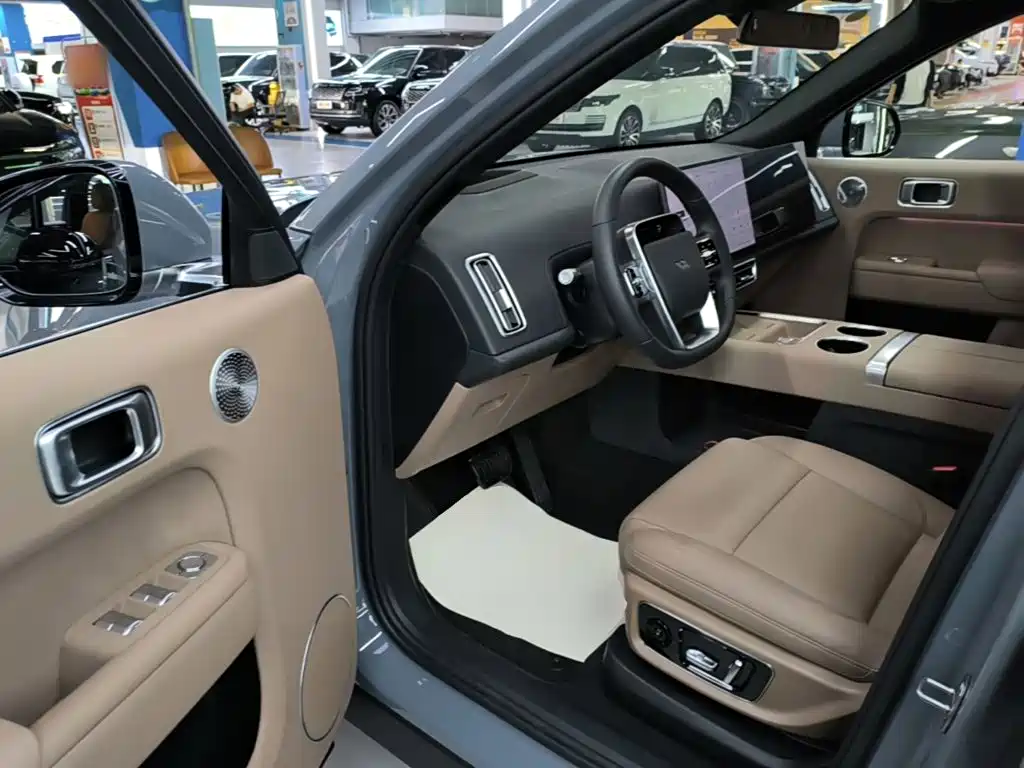 Li Auto Li L8 — миниатюра 16