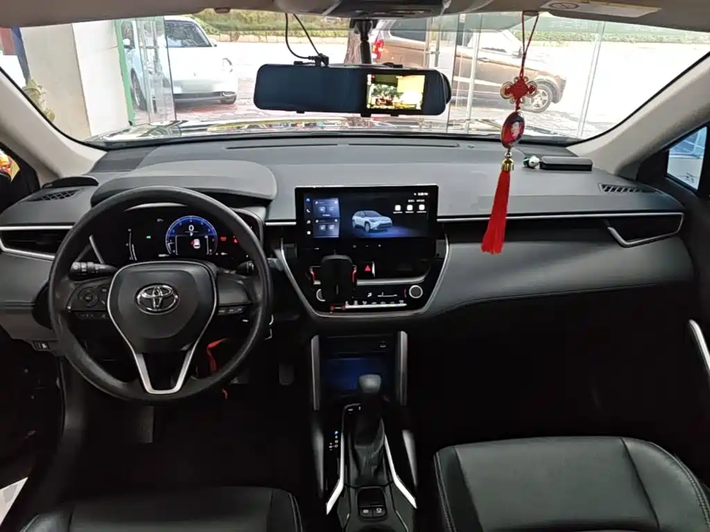 Toyota Frontlander — миниатюра 10