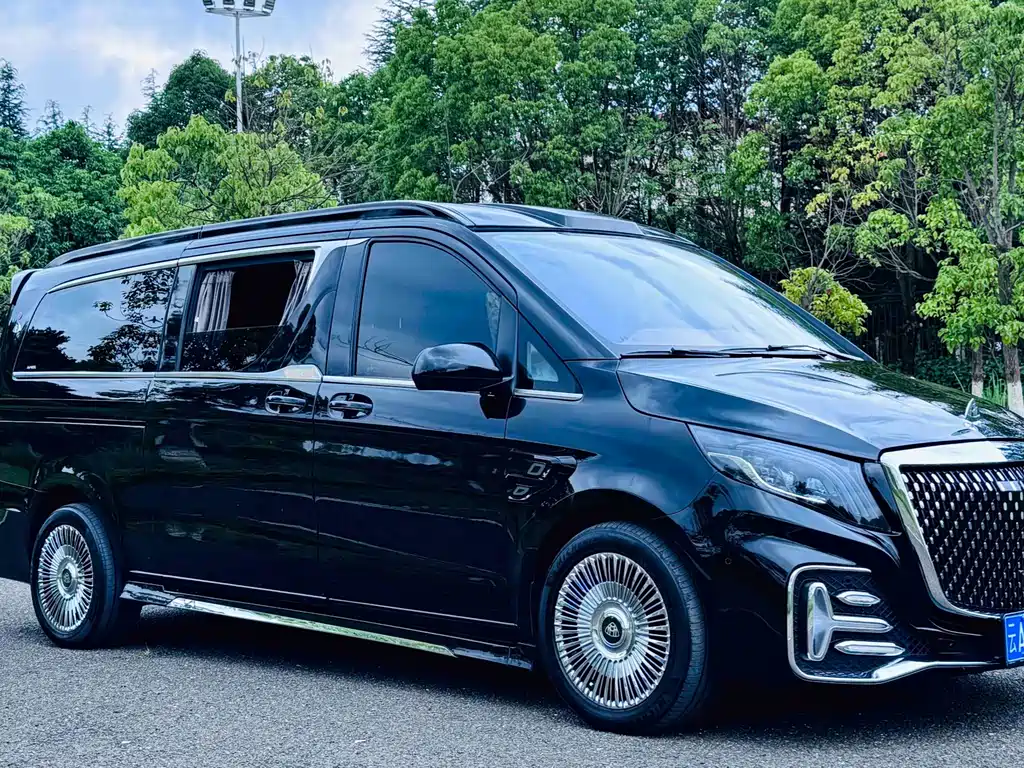 Mercedes-Benz Vito 2021 2.0T 7 мест